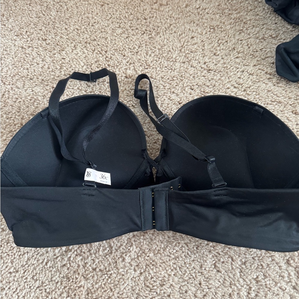 Victoria's Secret Black Bombshell Bra - Picture 3 of 5